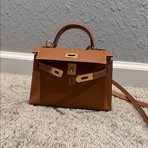 🧡 H Inspired Mini - Gold on Gold 🧡